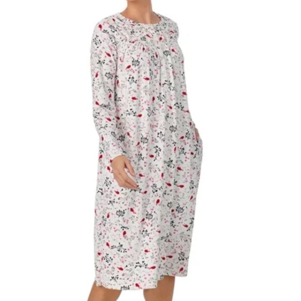 NWT Nightgown Cardinal Aria Velour W pockets  2X NWT